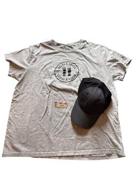 KFC Men's T-Shirt, Uniform Hat & Employee Nametag 2X